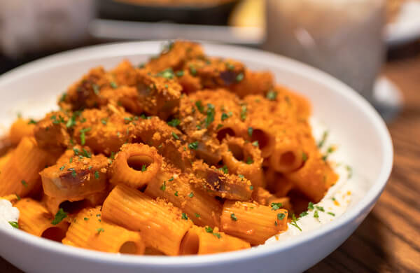 ITALIAN SAUSAGE RIGATONI IN VODKA SAUCE